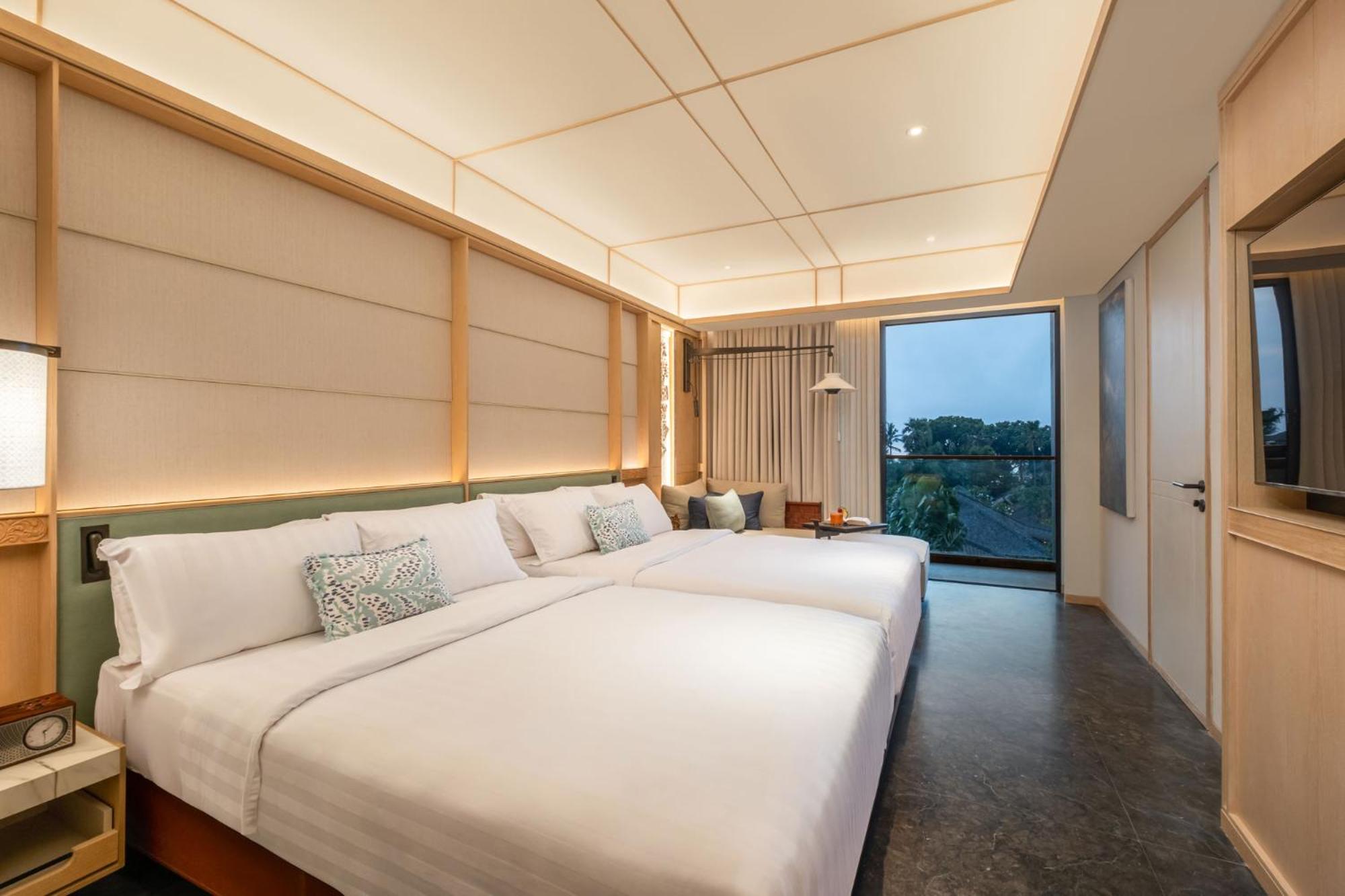 Signature, Mandira, Connecting, 2 Double Beds