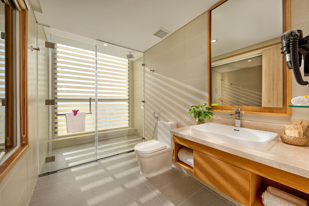 G8 Luxury Hotel and Spa Da Nang 19/66