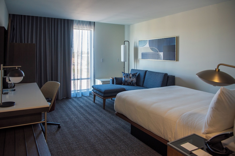 Courtyard by Marriott Lake City 16/50
