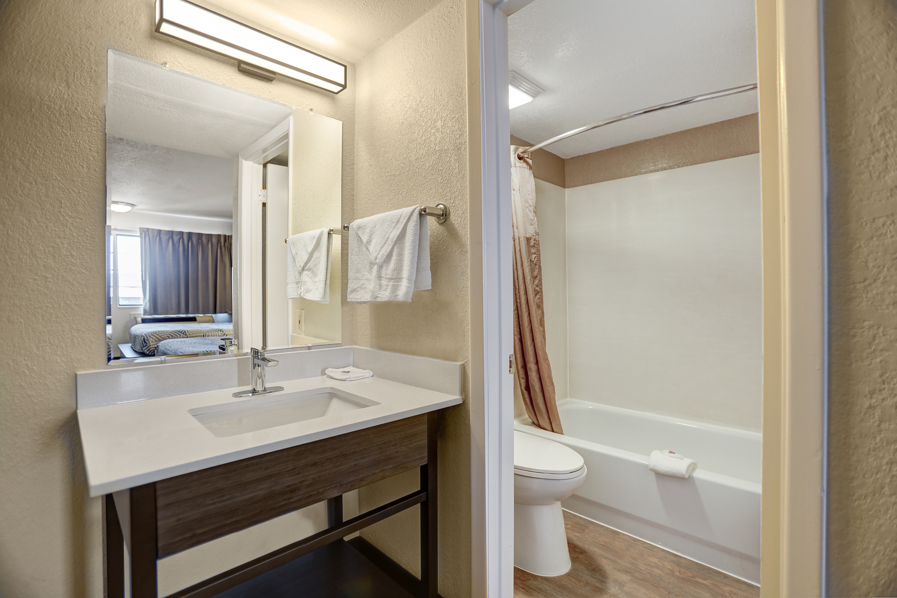 غرفة بسرير كينج، Motel6 Amarillo, TX - Airport 4/5
