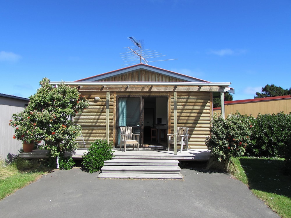 Dunedin Holiday Park &amp; Motels 9/47
