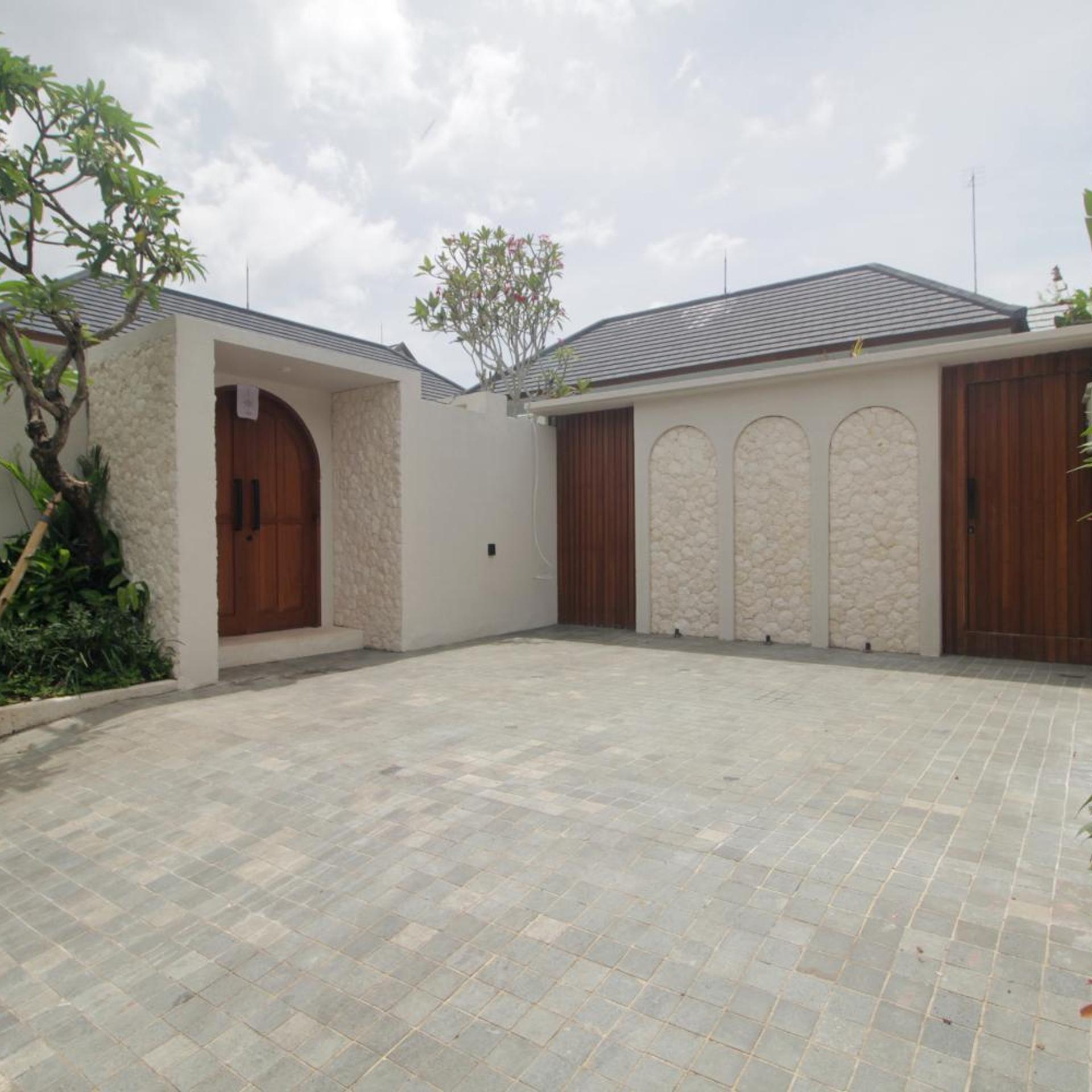 The Murdha Villa 41/49