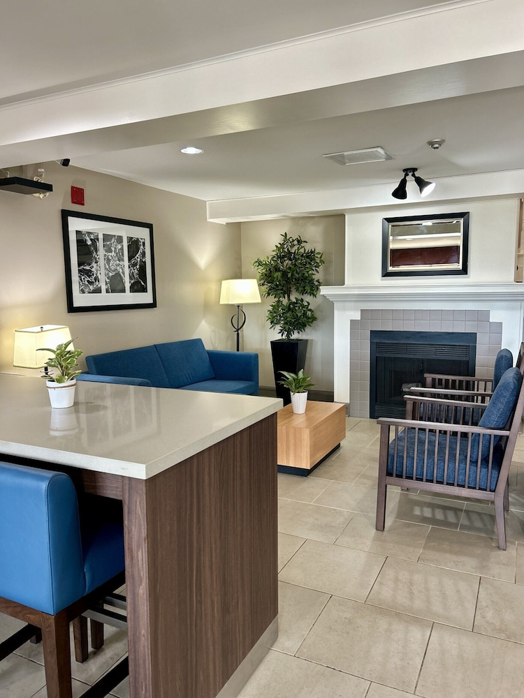 Travelodge Suites by Wyndham Regina / Eastgate Bay 13/71