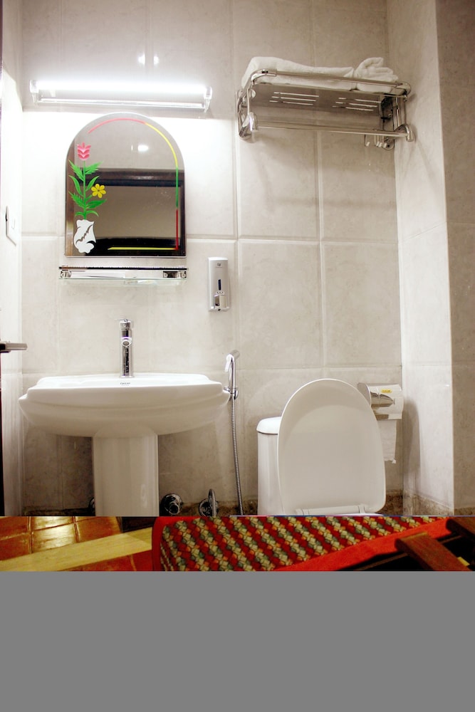 Mandala Hotel Pvt.Ltd. 32/33