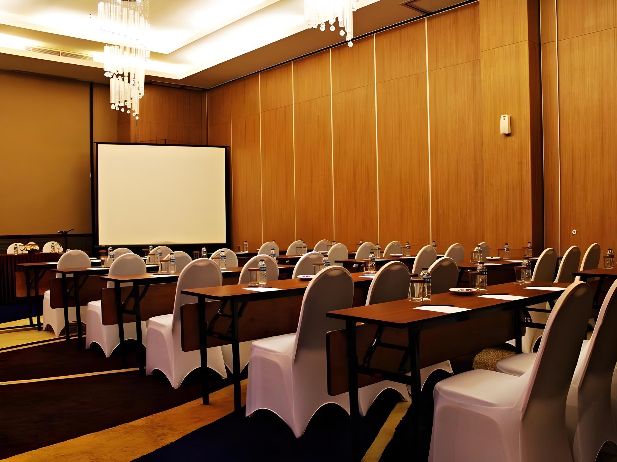 D Anaya Hotel Bogor 46/58