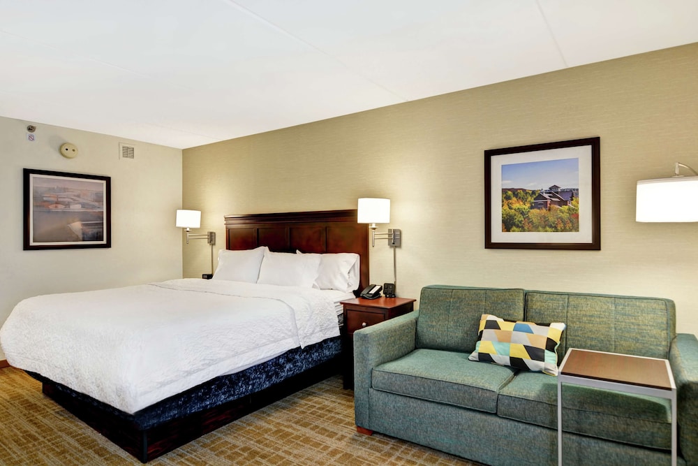 Hampton Inn Scranton at Montage Mountain 12/47