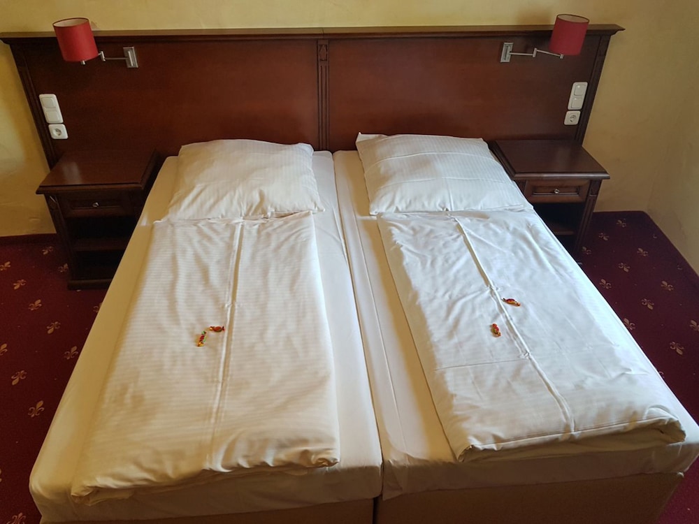 Hotel Medaillon 25/41