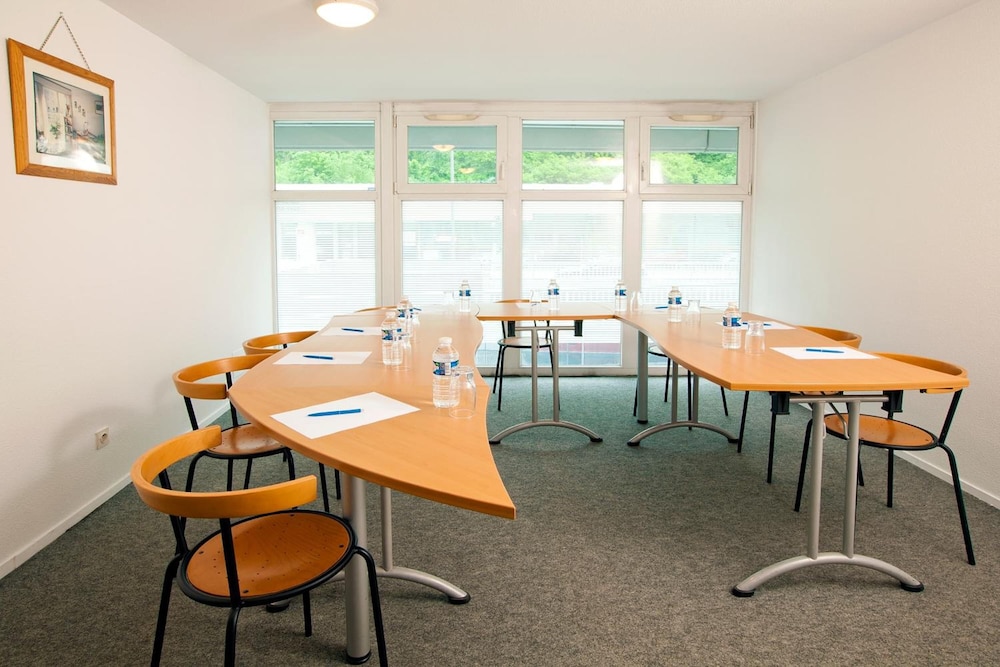 Sejours & Affaires Poitiers Lamartine 19/22
