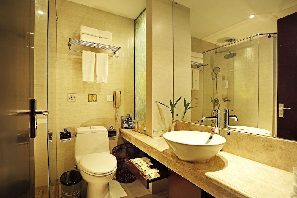 Haikou Baofa Shengyi Hotel 25/27