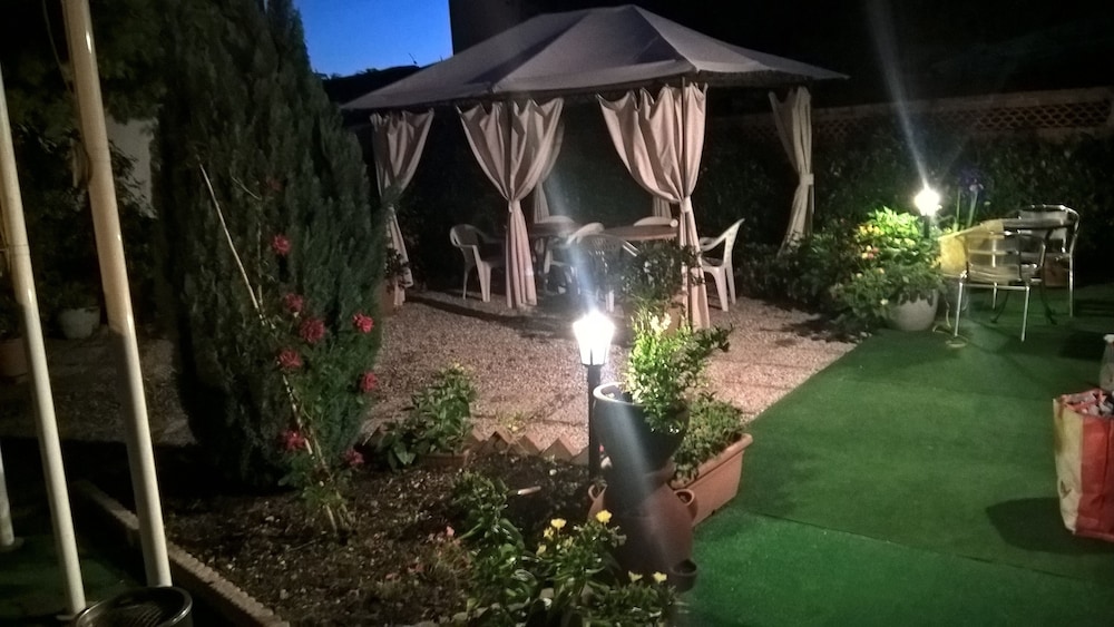 La Mimosa Bed And Breakfast 62/71
