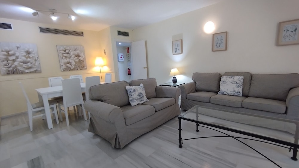 Apartamentos Serinamar Marbella 30/50