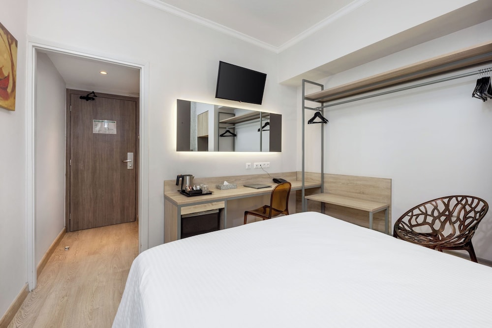 Pan Hotel 11/54