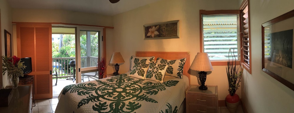 ROOM, QUEEN BED, PRIVATE BATHROOM