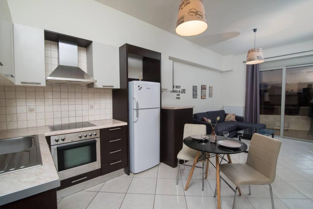 Pilotlux Apartments 11/16