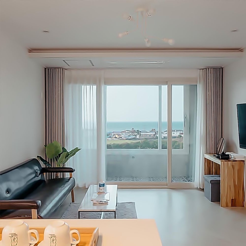 Bookchon Place Jeju 41/60