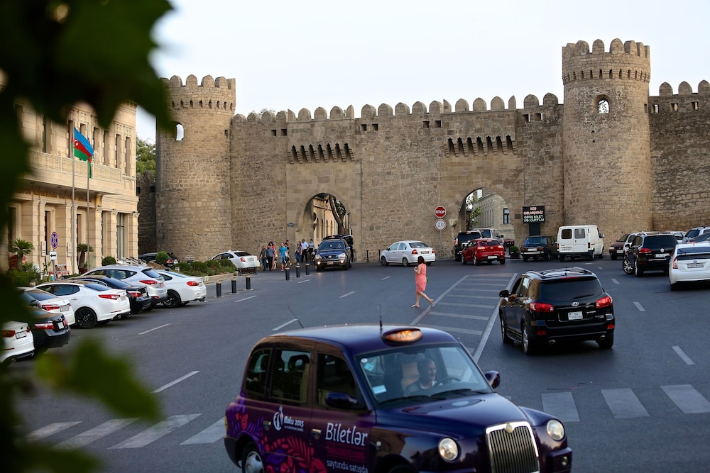 Old Street Boutique Hotel Baku 37/41
