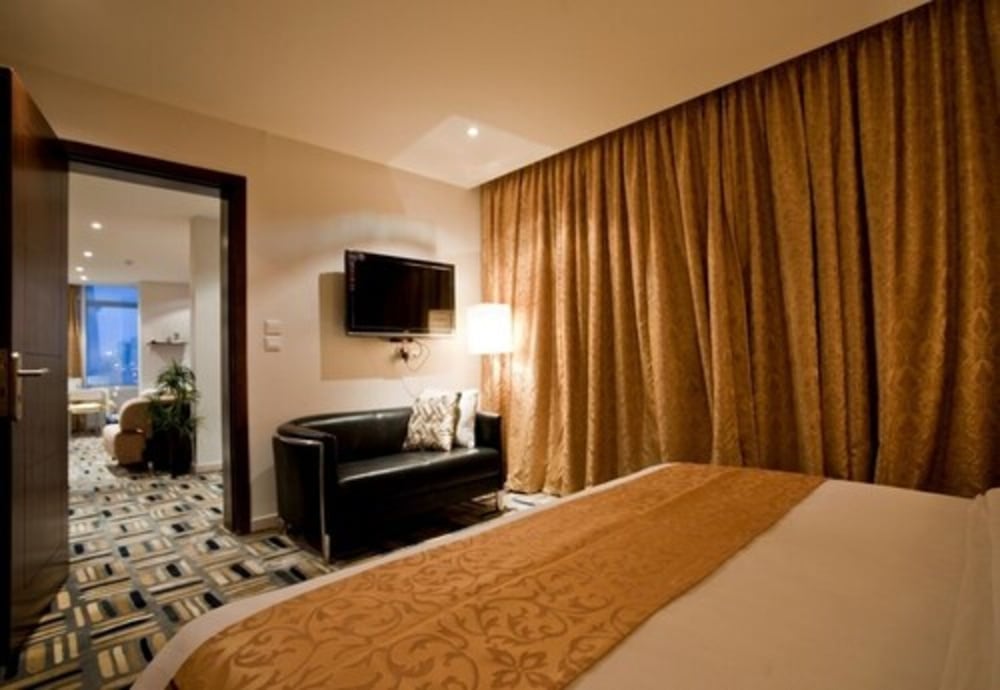 الاجنحه التنفيذيه(Executive Suites) 19/44