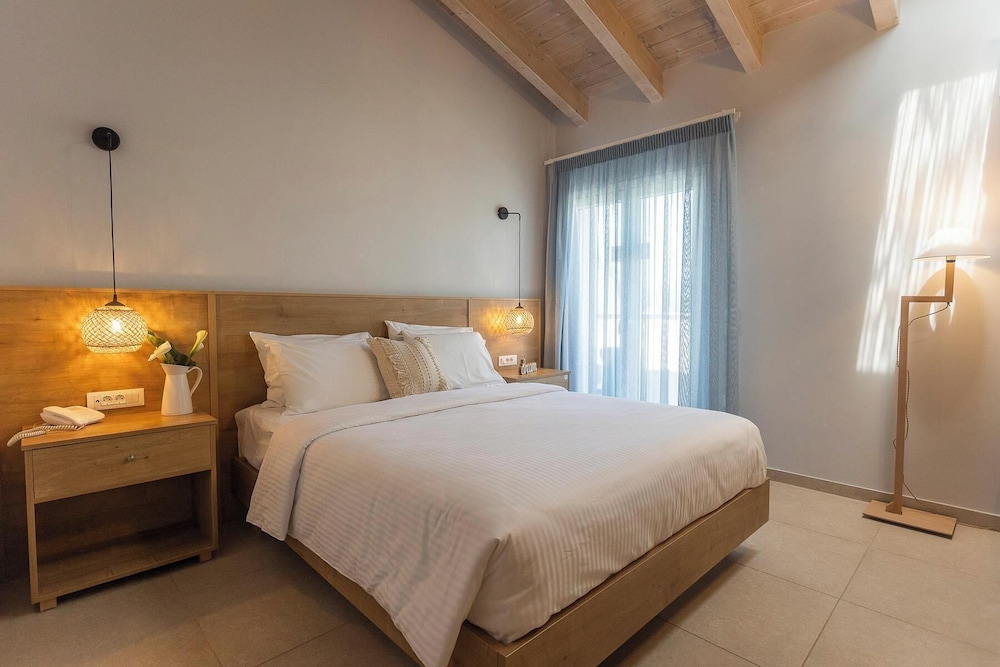 Telesilla Hotel 28/74