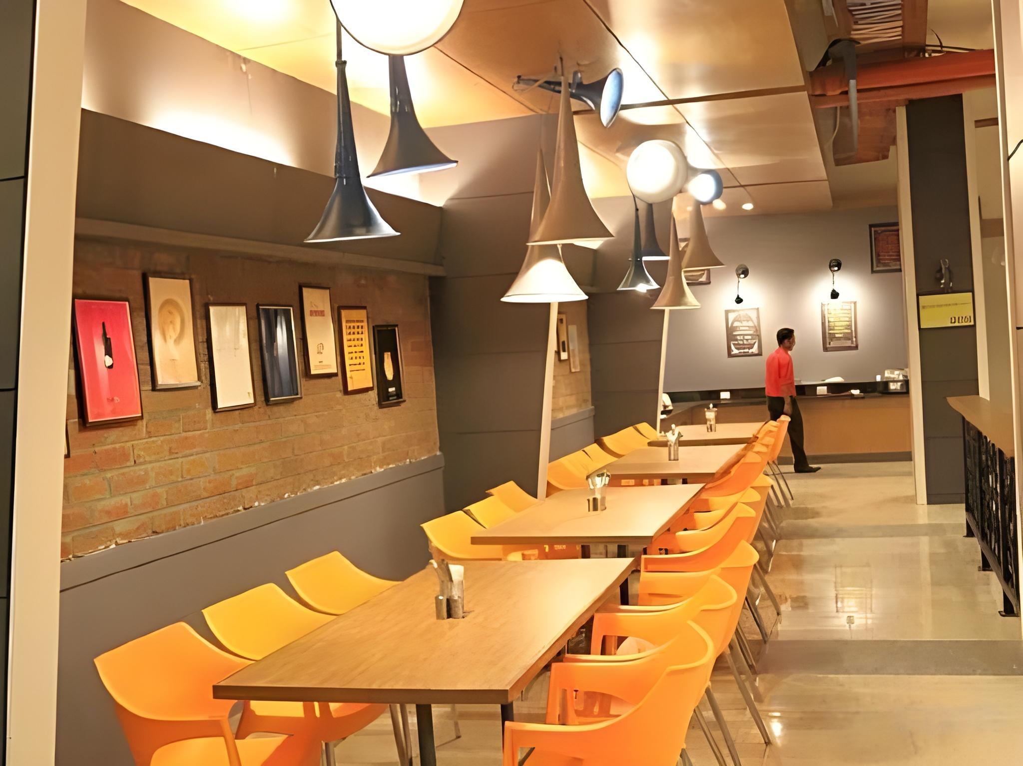 Max Hotel Jabalpur 62/67