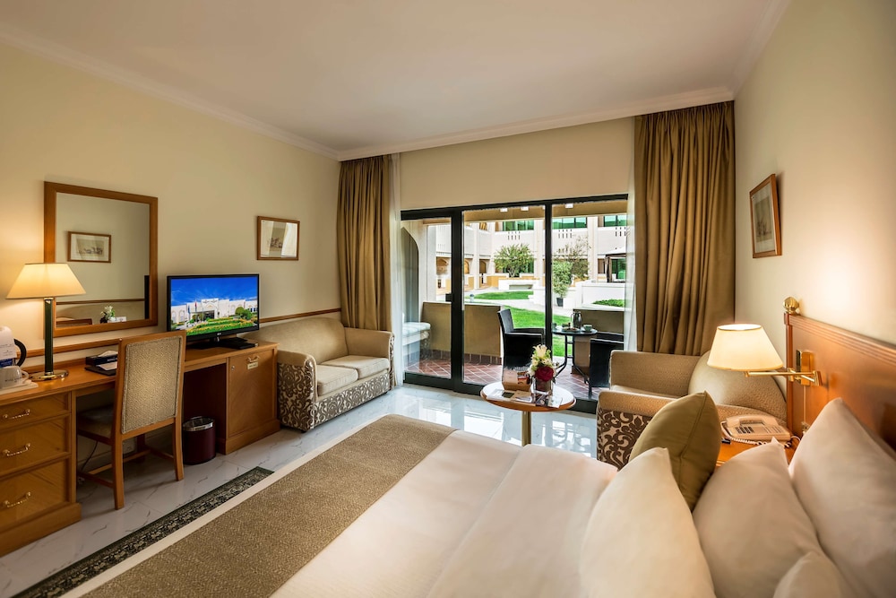 Golden Tulip Nizwa Hotel 41/69