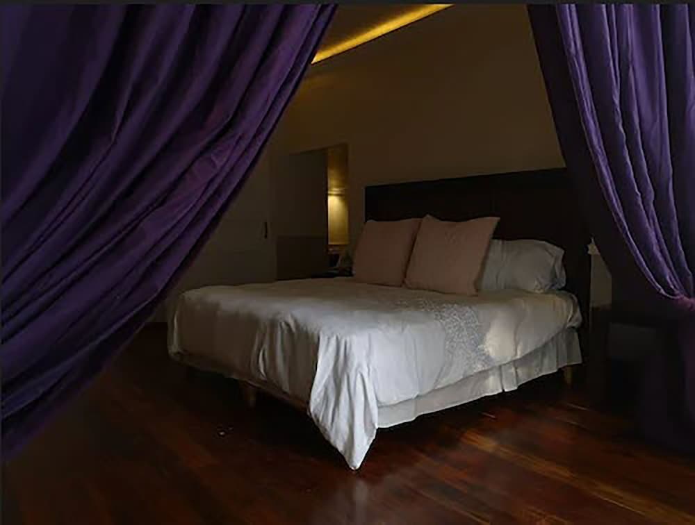 Mansion Papilio 26/85