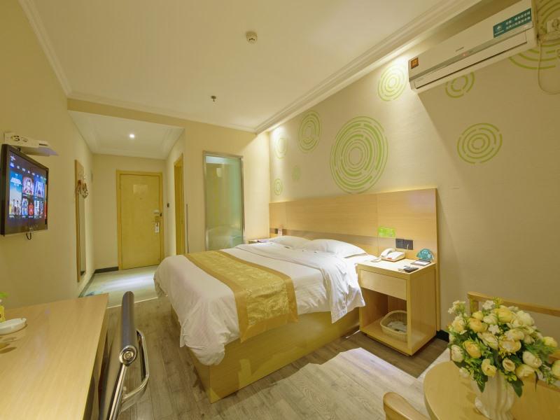 GreenTree Inn Jiangsu Zhenjiang Danyang Development Zone Municipal Government Business Hotel 30/30