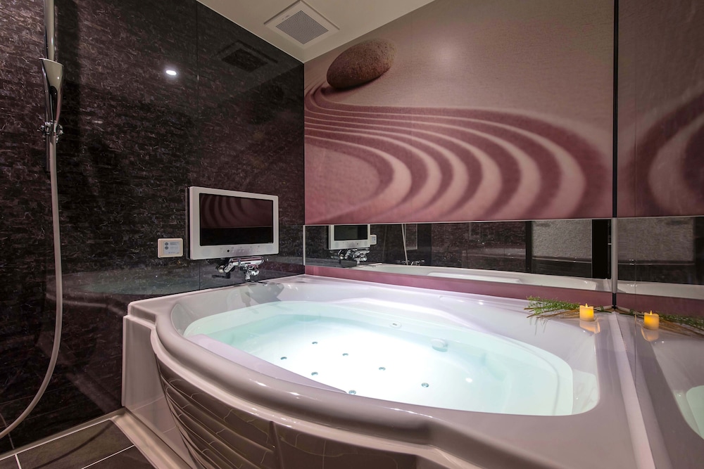 HOTEL ZEN HIRANO 10/14