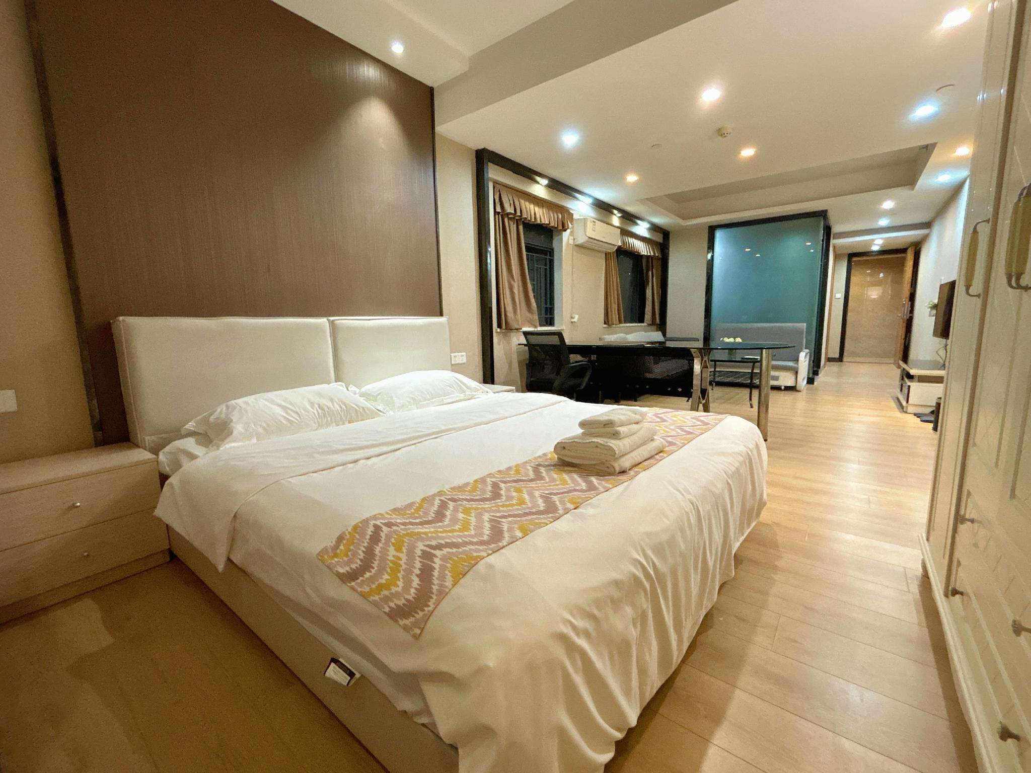 Boutique, Double Bed