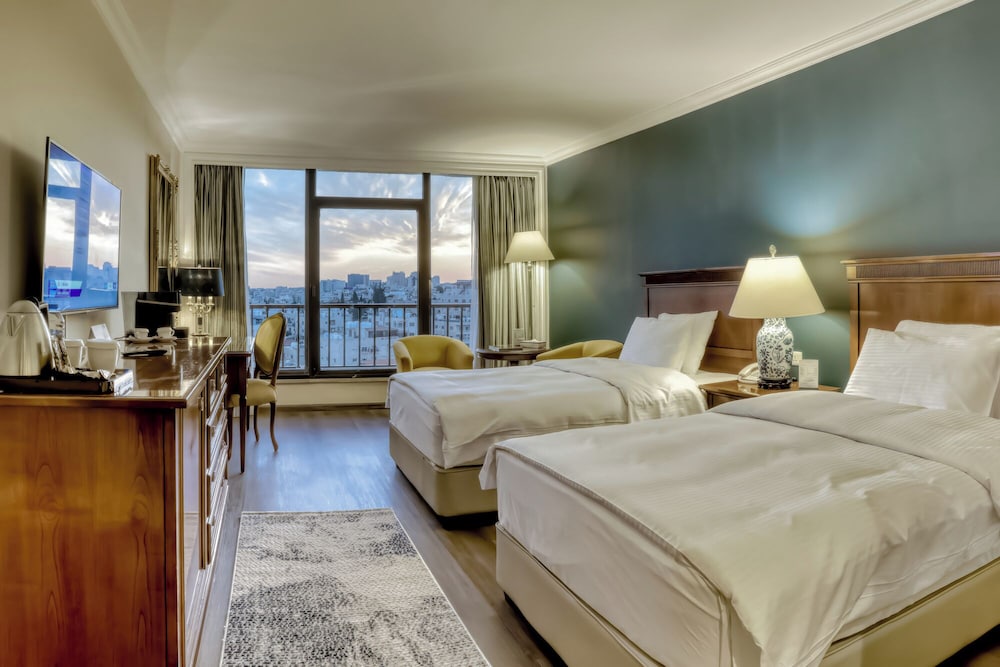 Regency Palace Amman 10/50