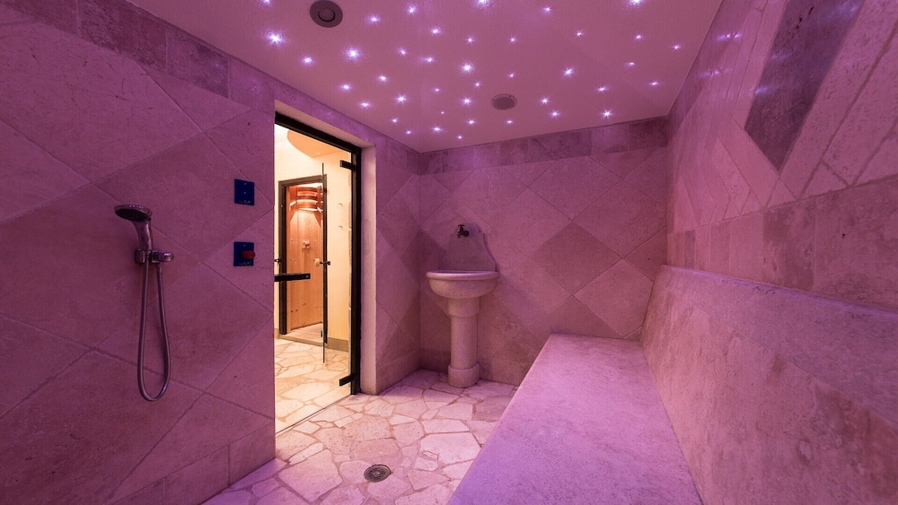 LE POZZE DI LECCHI HOTEL 9/31