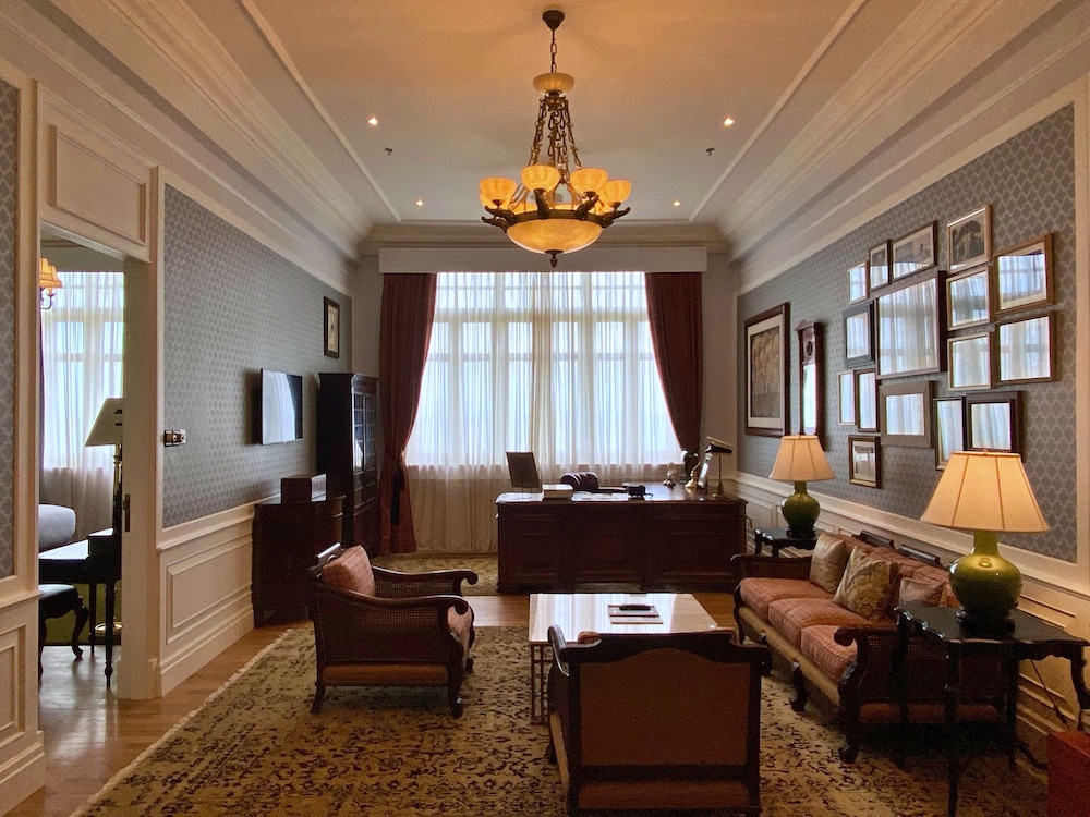 Eastern and Oriental Hotel Penang 43/71
