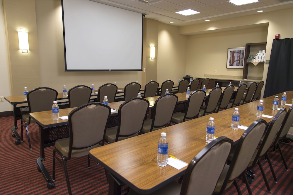 Hyatt Place Detroit/Novi 59/64