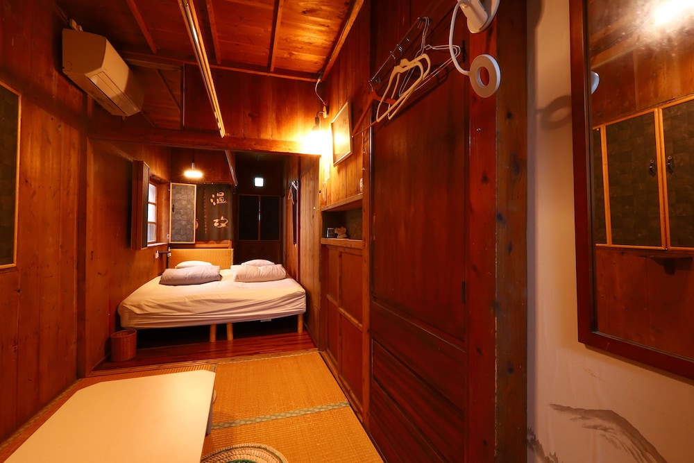 Goyah-So Guesthouse 46/72