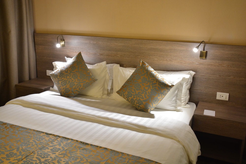 The Sanrock Hotel 15/47