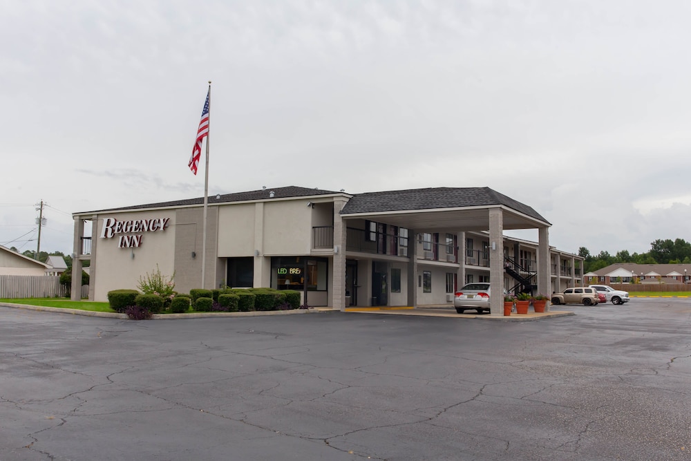 Regency Inn 1/26