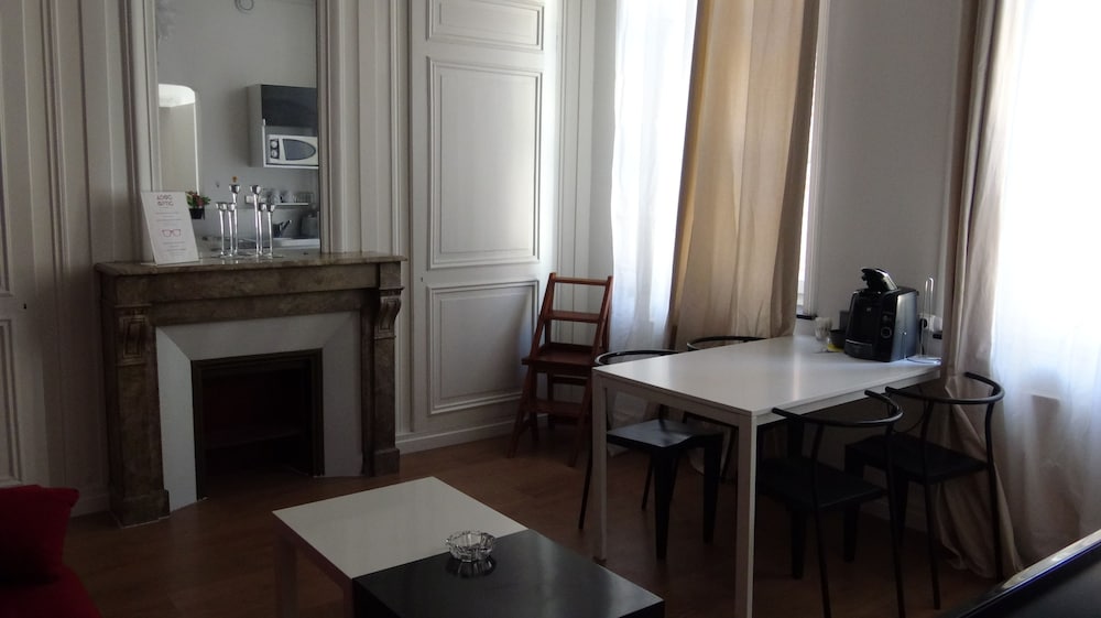 Nationale Apparthotel 59/71