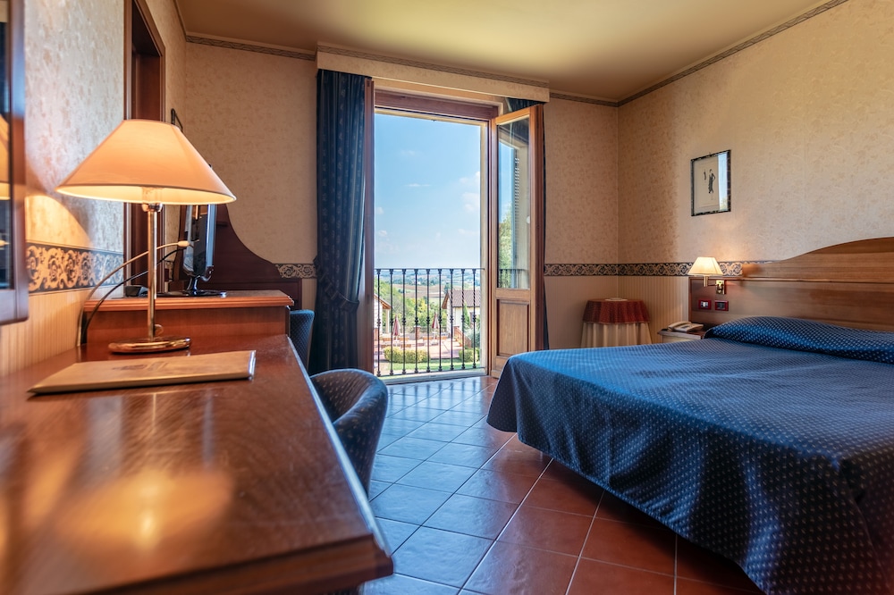 Ariotto Village 24/51