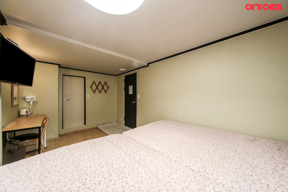 Insadong R Guesthouse - Hostel 12/61