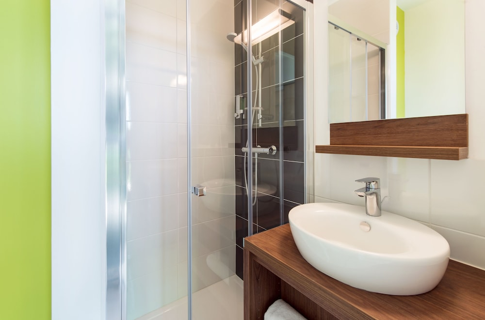 B&B HOTEL Saint Nazaire Pornichet 38/40