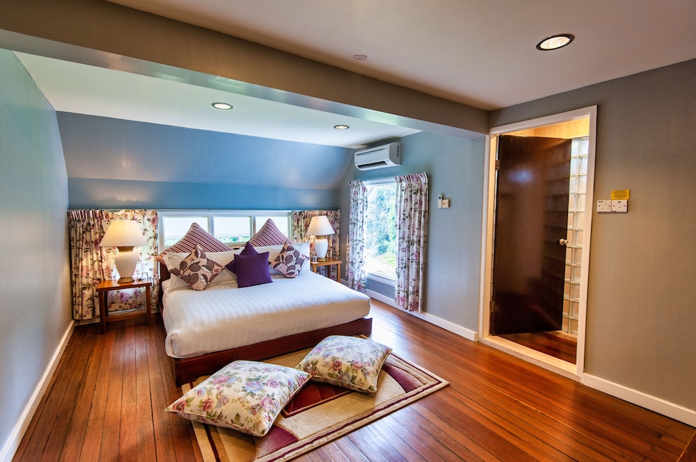 Sutera Sanctuary Lodges at Poring Hot Springs 19/72