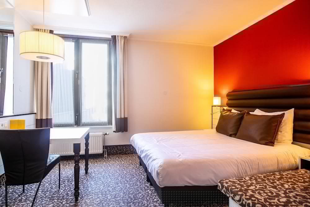 GOLDEN TULIP HOTEL CENTRAL 22/85