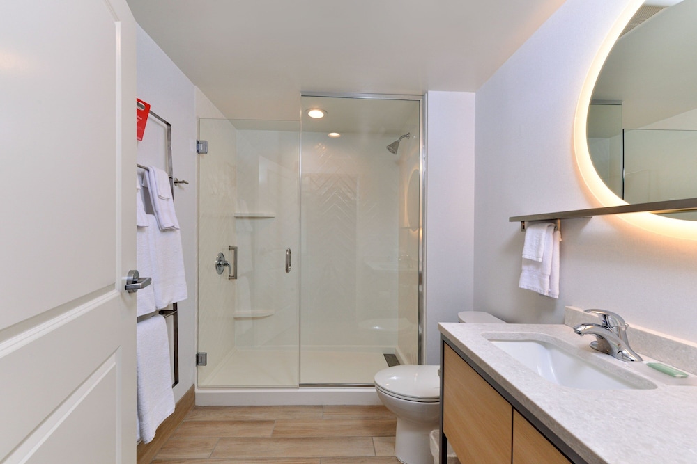 TownePlace Suites by Marriott Asheville Downtown 33/37