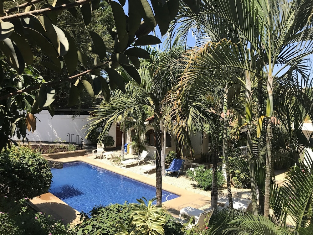 Hotel Flores 28/50