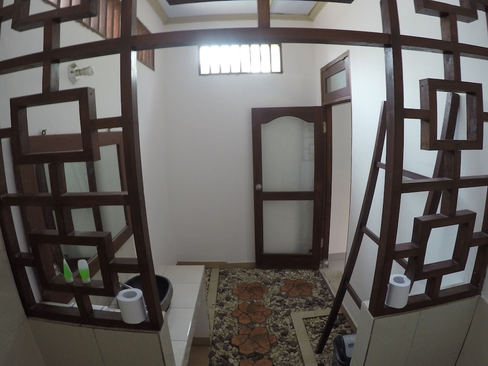 Gili Smile Bungalows 30/50