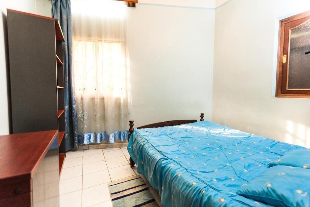 Oceanis Home & Voyages 28/50