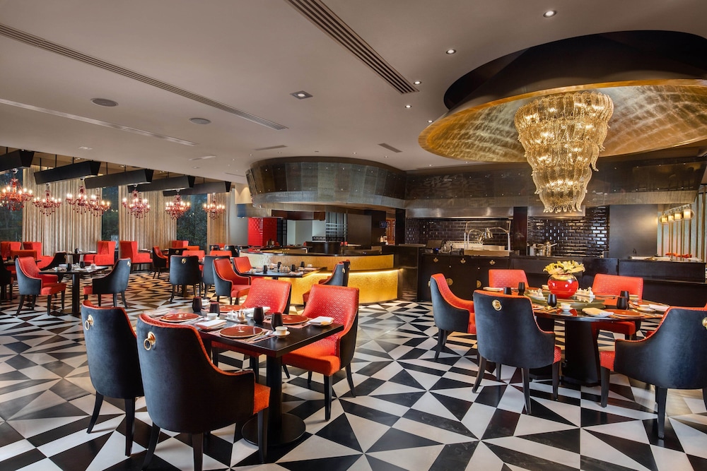 Sheraton New Delhi 27/40