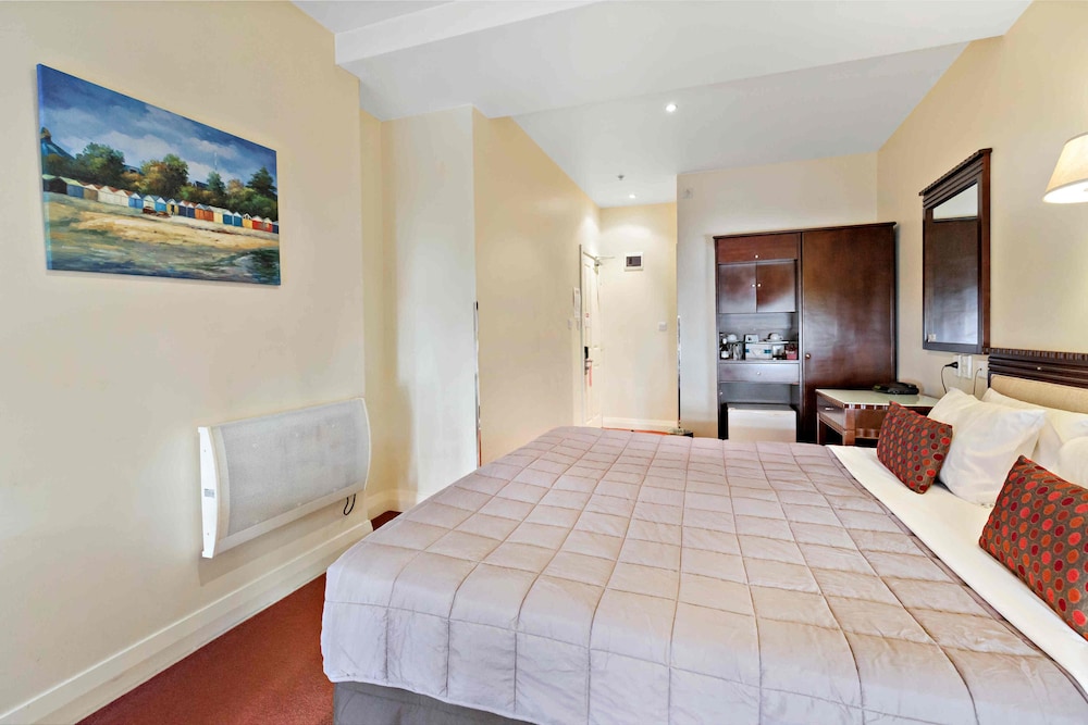 Trinity Hotel 16/50