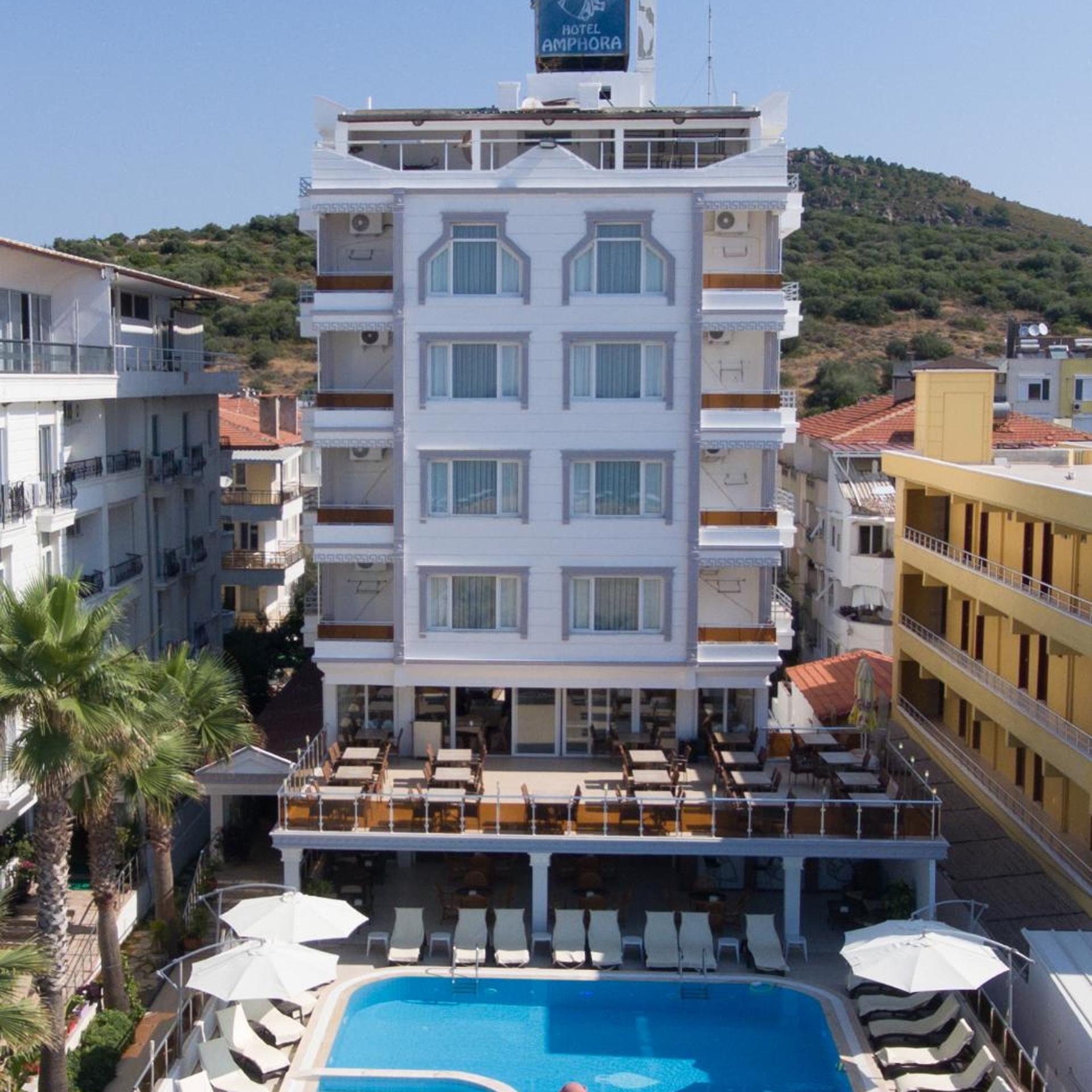 Hotel Amphora 7/52