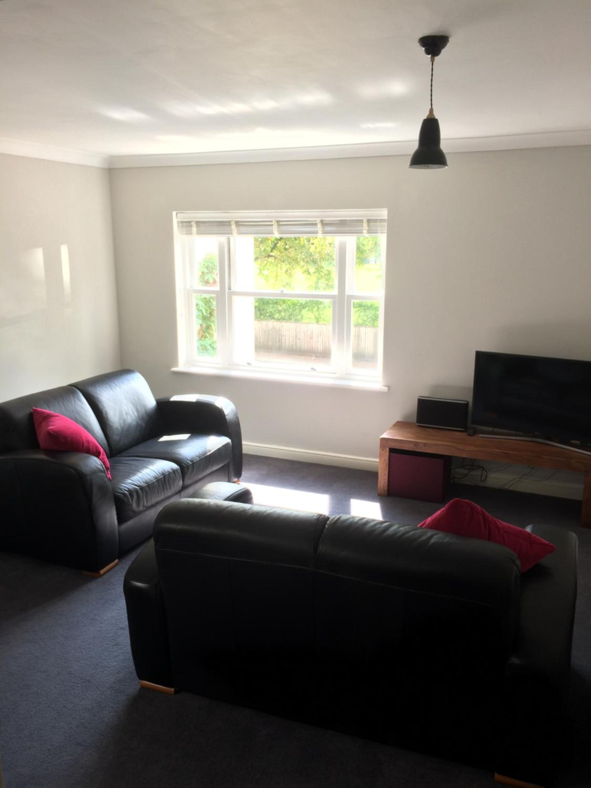 3 Summertown Court 8/17