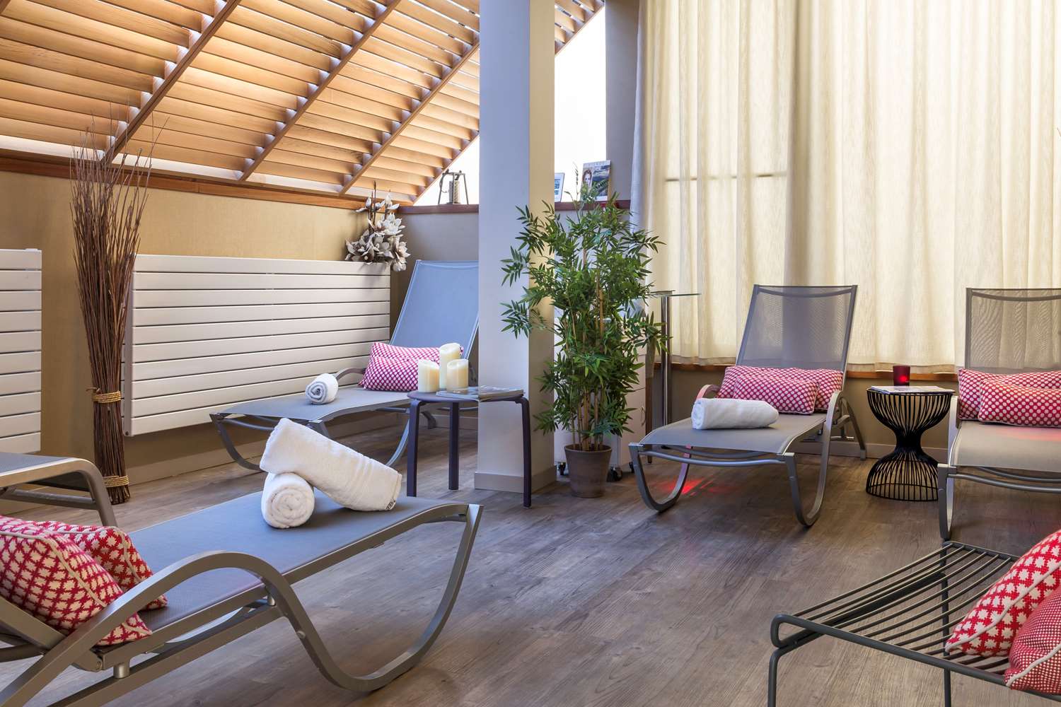 Best Western Hotel Perros Guirec Hotel and Spa Les Bains 54/76